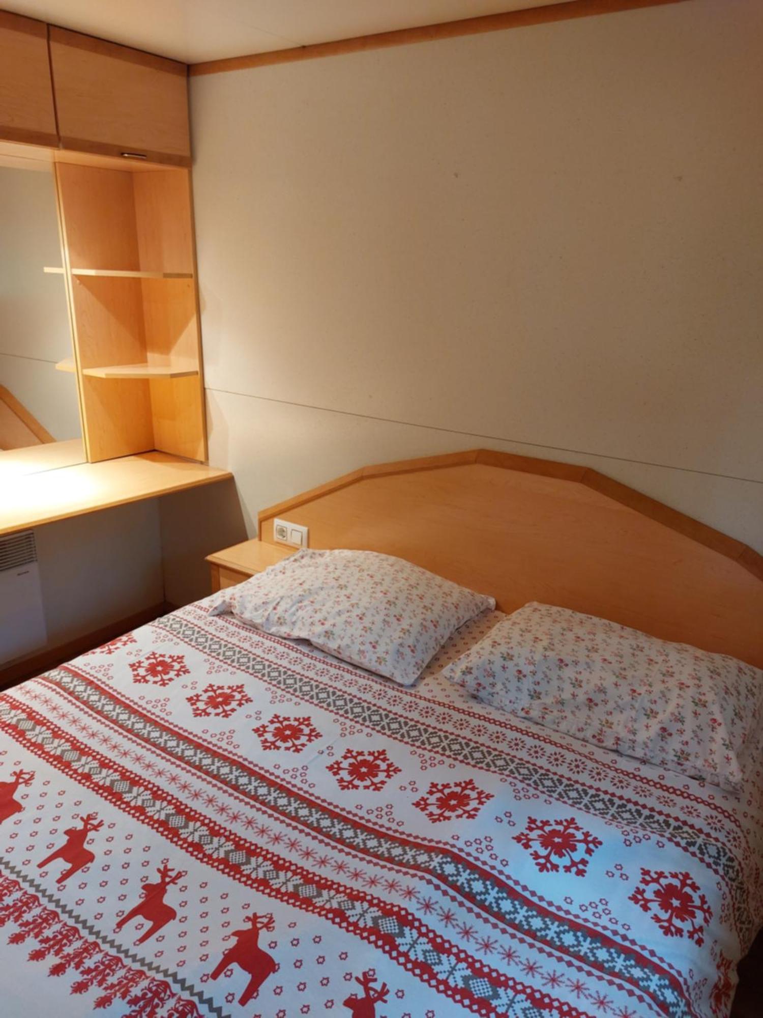 Camping L'Enclave Mobil-Home Estavar Exterior photo