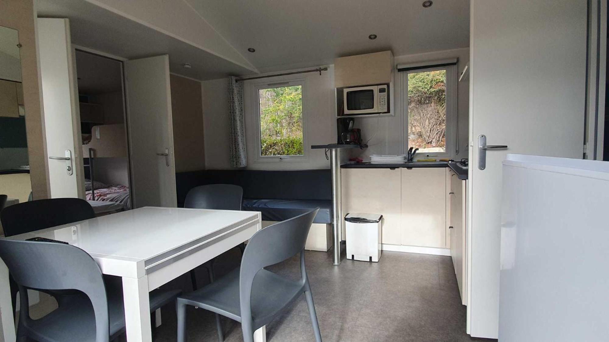 Camping L'Enclave Mobil-Home Estavar Exterior photo